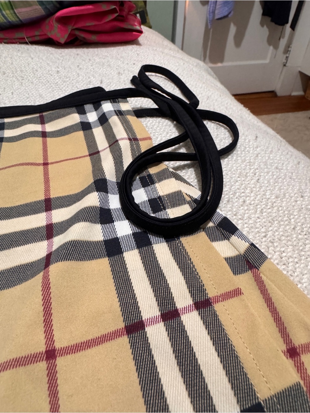 Burberry Beige Plaid Swim Skirt / Sarong with Black Trim - Picture 7 of 12